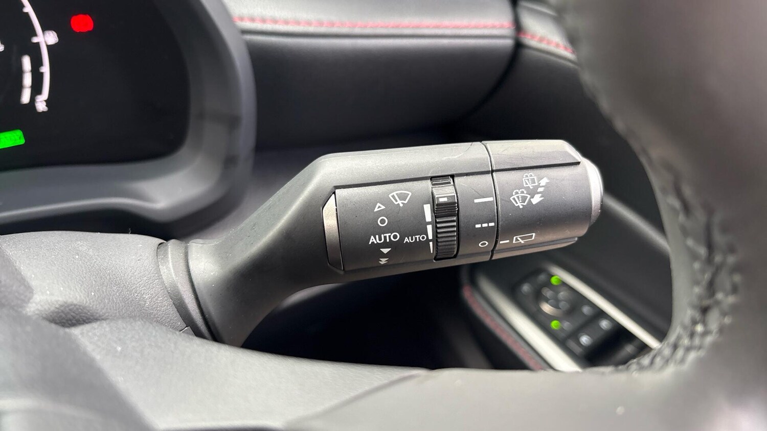 Used Lexus LBX 2025 for sale - 76539129: Photo 38