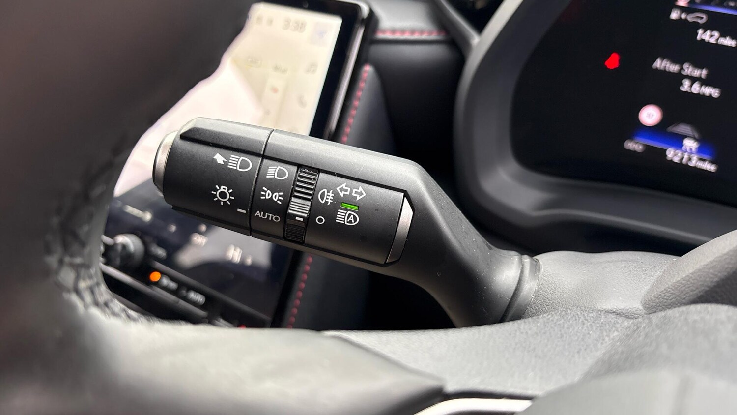 Used Lexus LBX 2025 for sale - 76976796: Photo 39