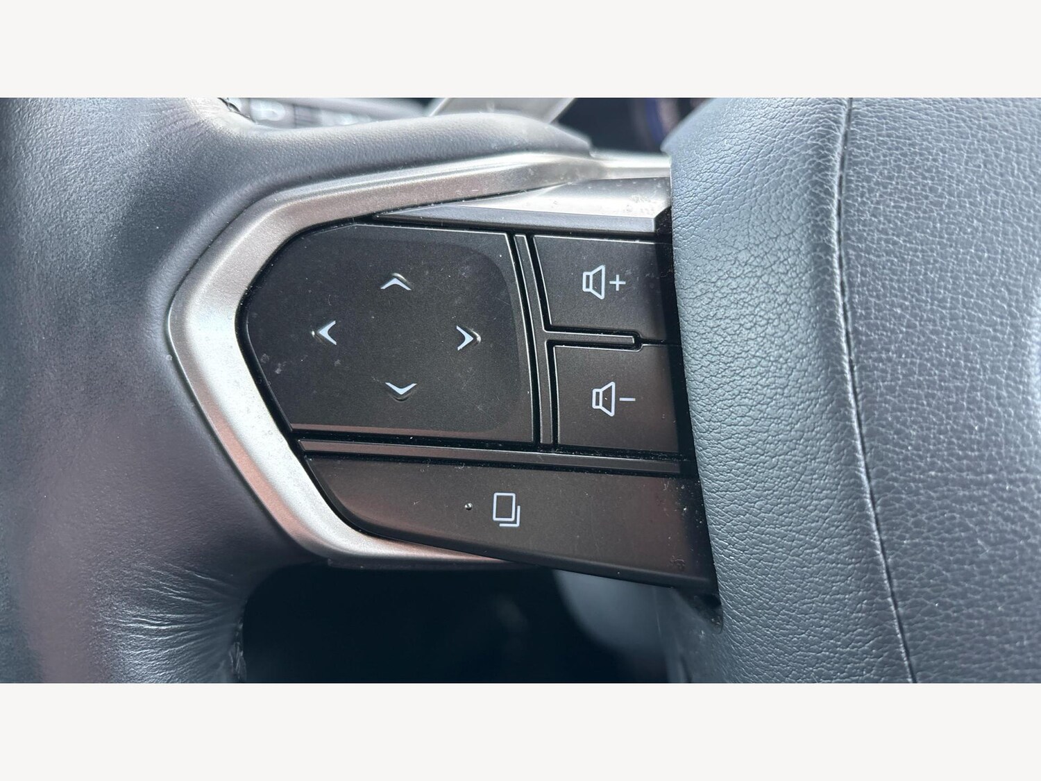 Used Lexus RX 2023 for sale - 76865167: Photo 31