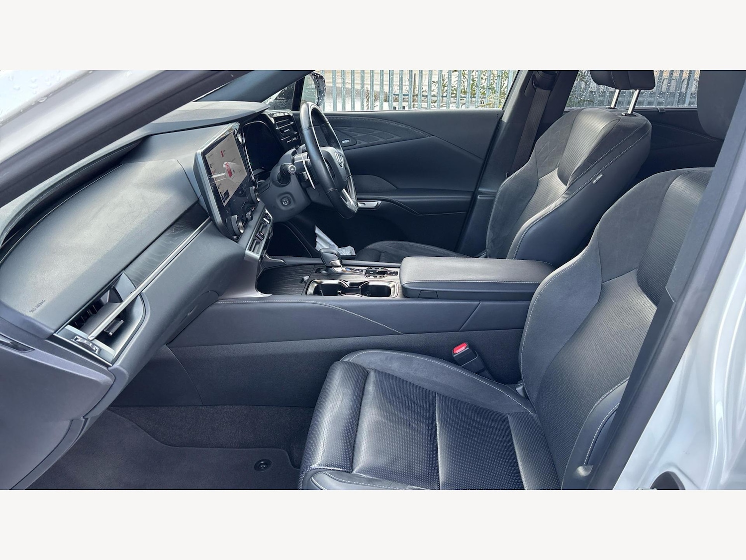 Used Lexus RX 2023 for sale - 76865167: Photo 8