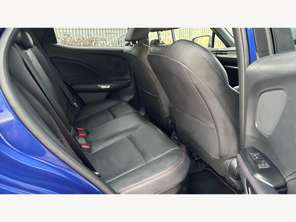 Used Lexus LBX 2024 for sale - 76167315: Photo 11