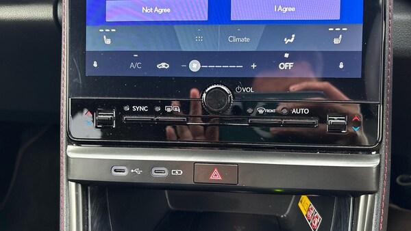 Used Lexus LBX 2024 for sale - 76167315: Photo 26