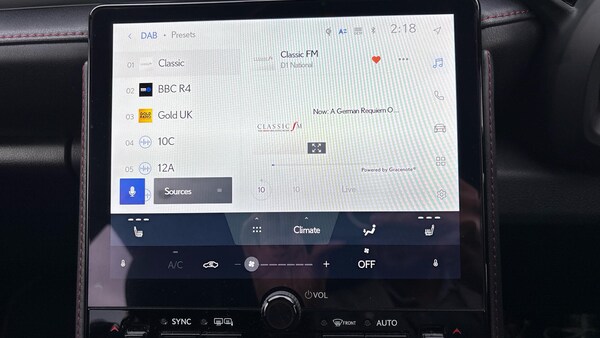 Used Lexus LBX 2024 for sale - 76167315: Photo 27