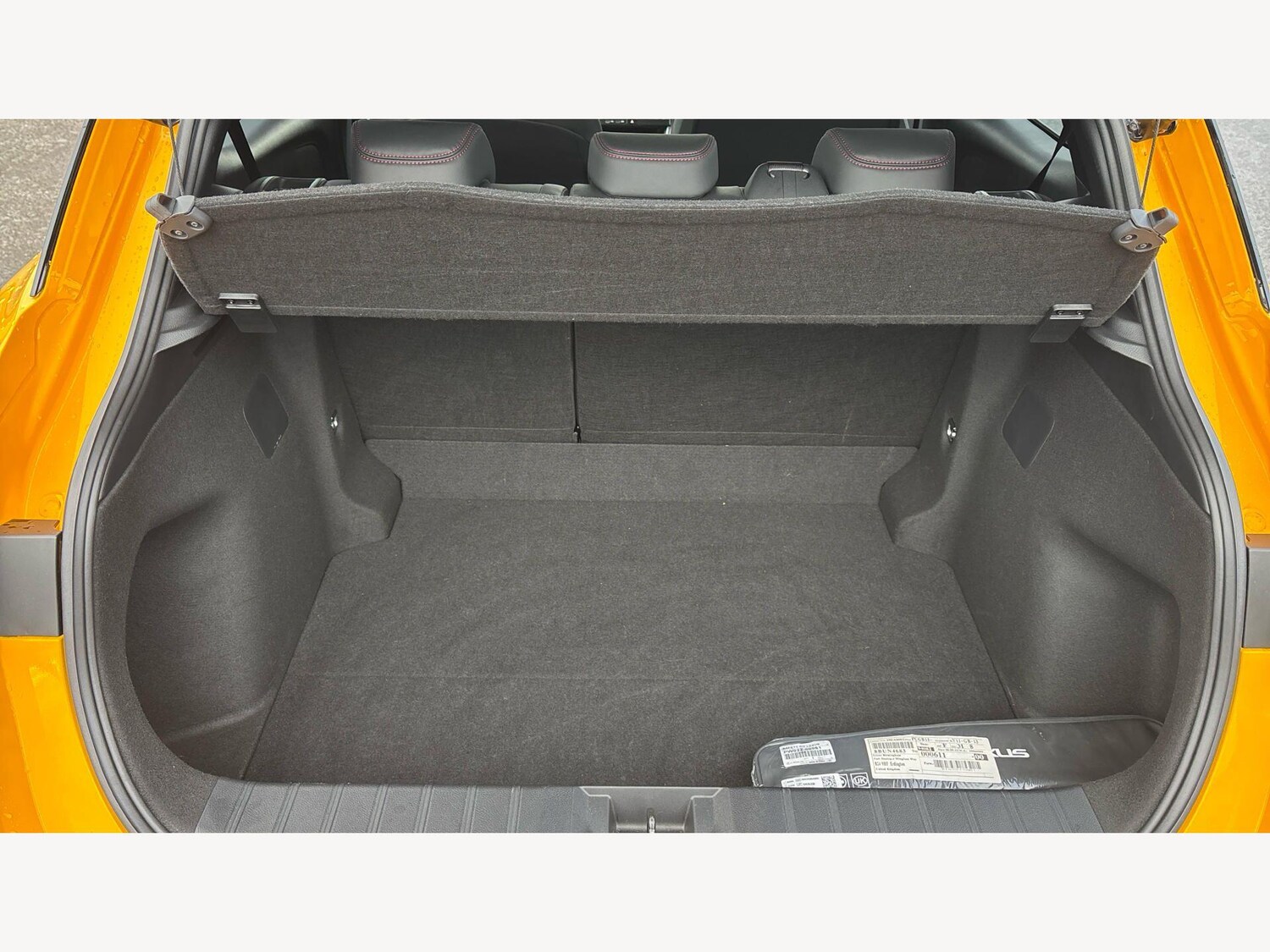 Used Lexus LBX 2025 for sale - 77723388: Photo 17