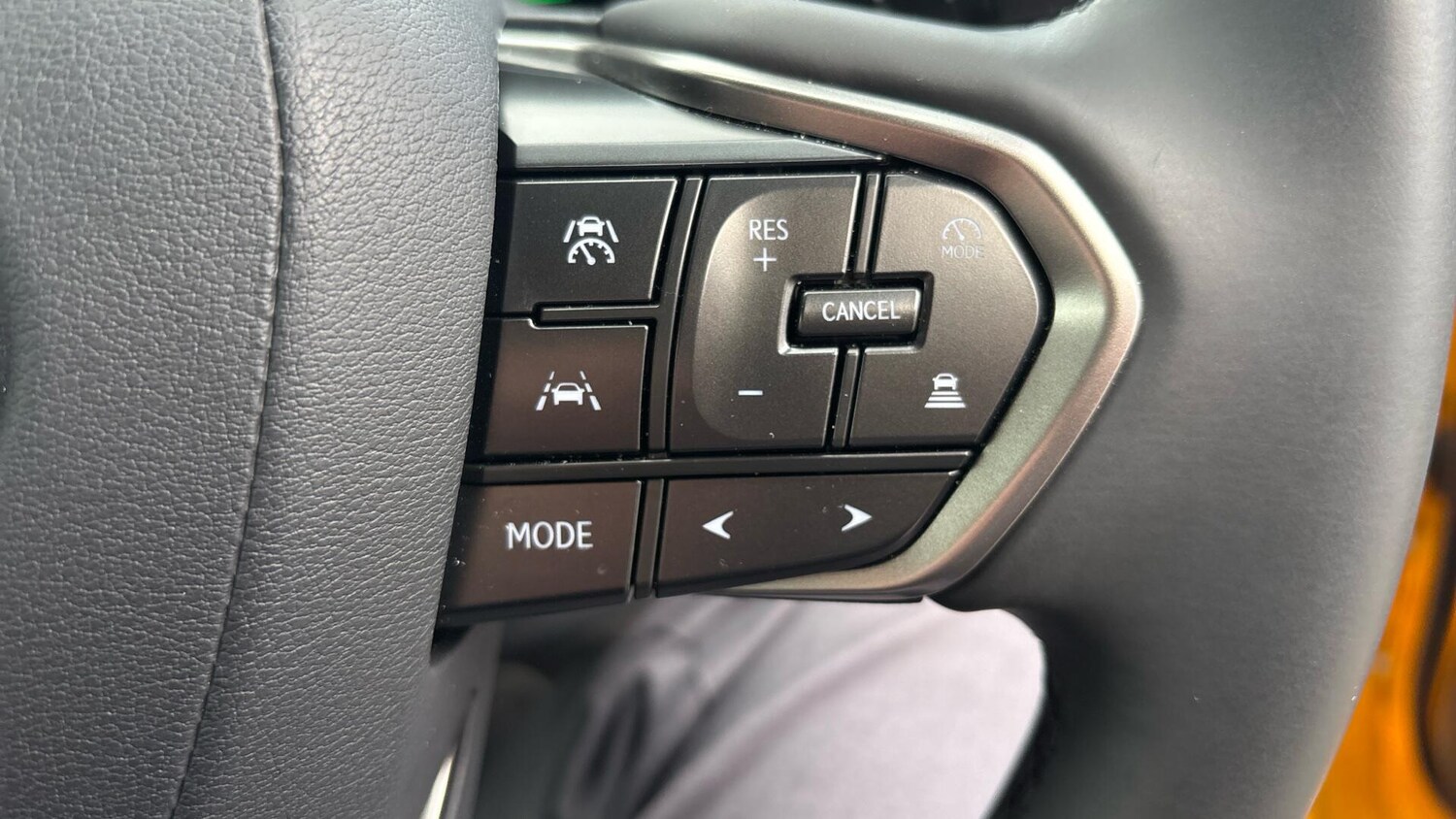 Used Lexus LBX 2025 for sale - 77723388: Photo 33