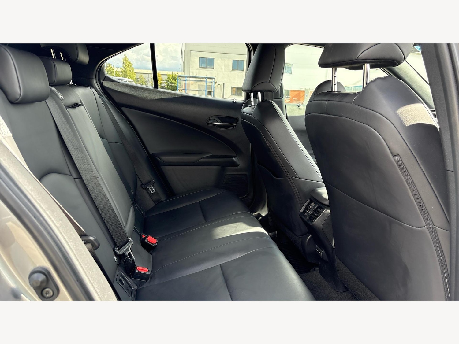 Used Lexus UX 2021 for sale - 76440720: Photo 11