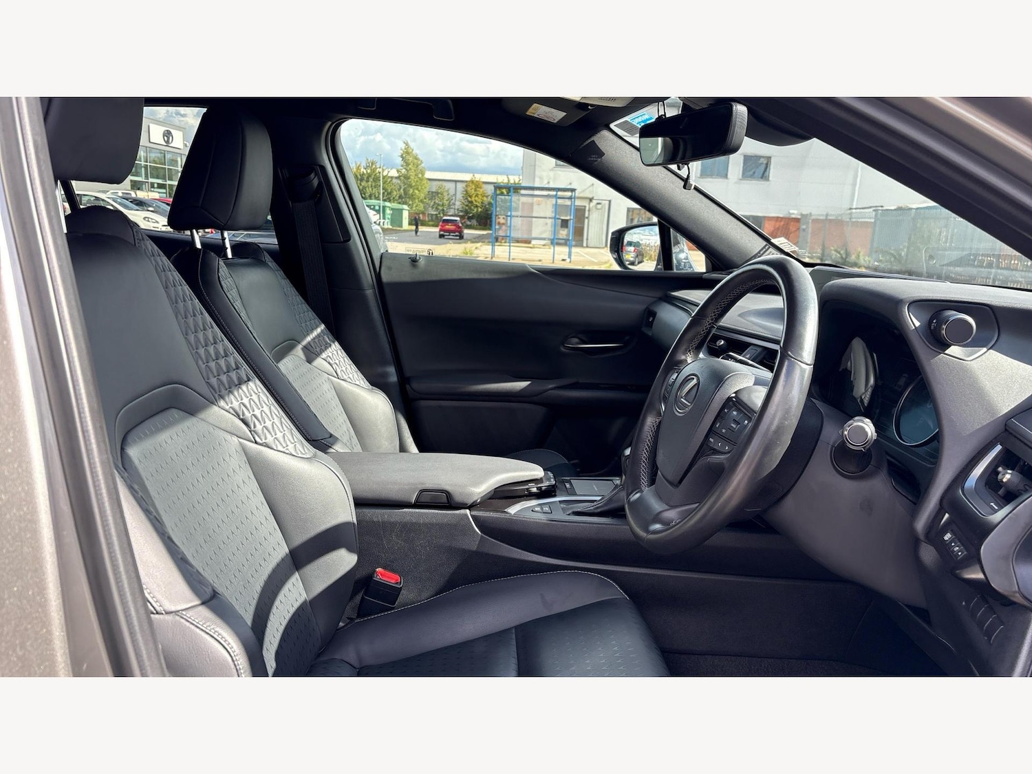 Used Lexus UX 2021 for sale - 76440720: Photo 15