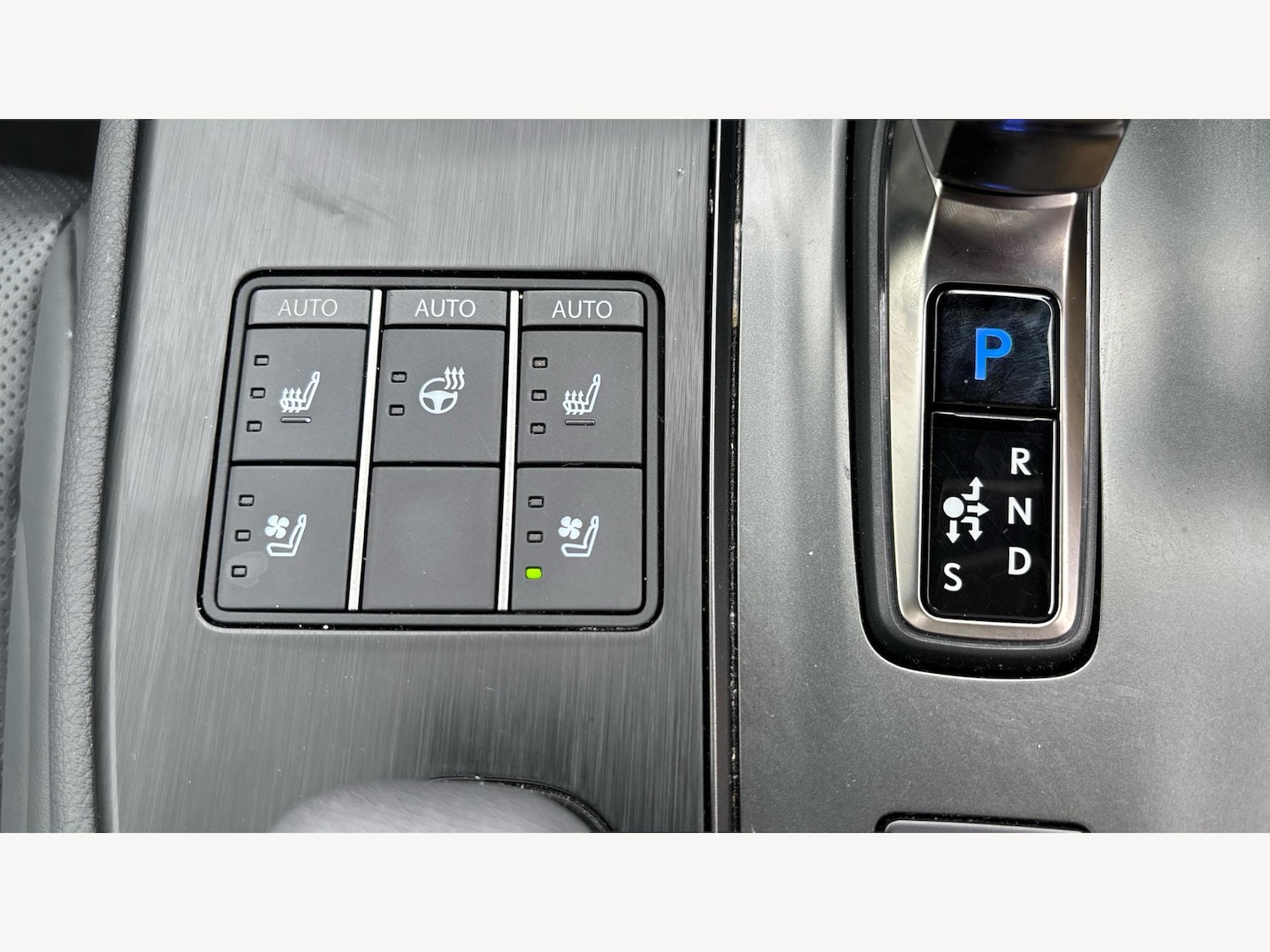 Used Lexus UX 2024 for sale - 76573533: Photo 26