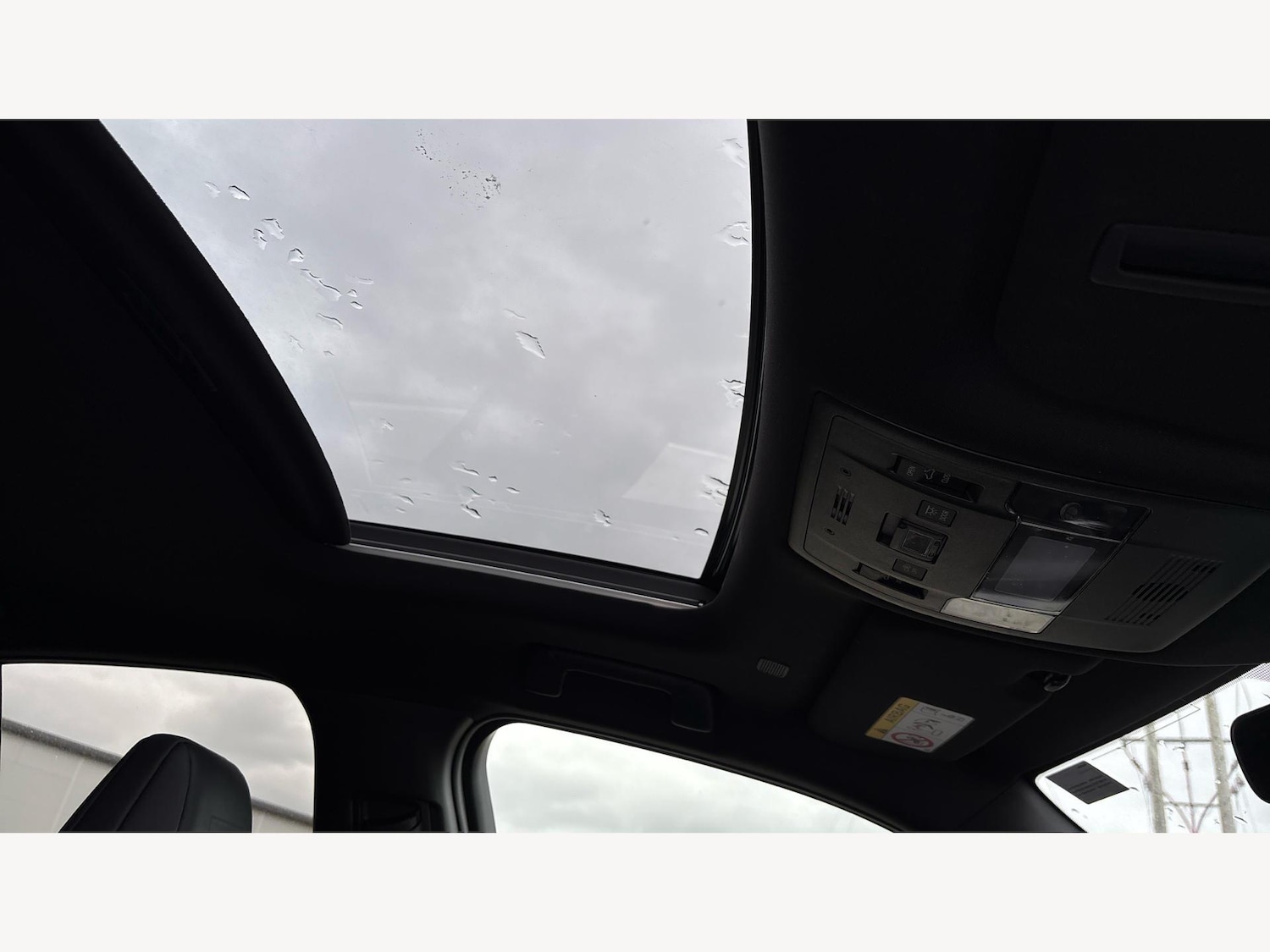 Used Lexus UX 2024 for sale - 76573533: Photo 28