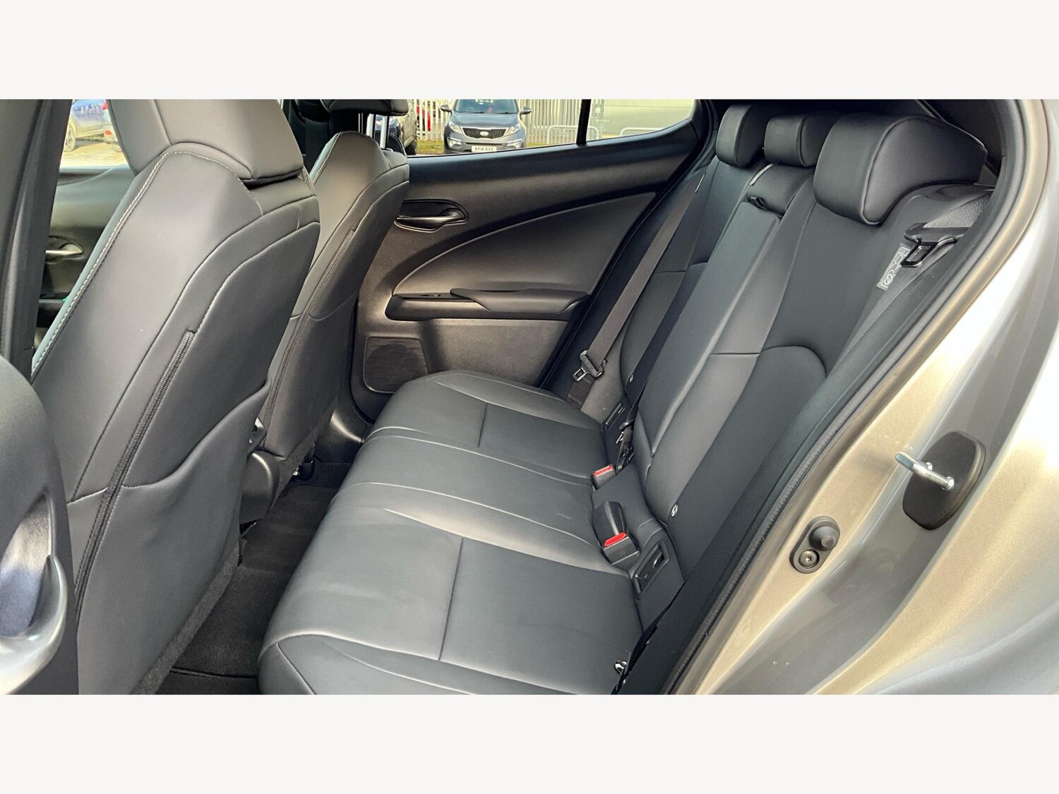Used Lexus UX 2024 for sale - 77081501: Photo 16