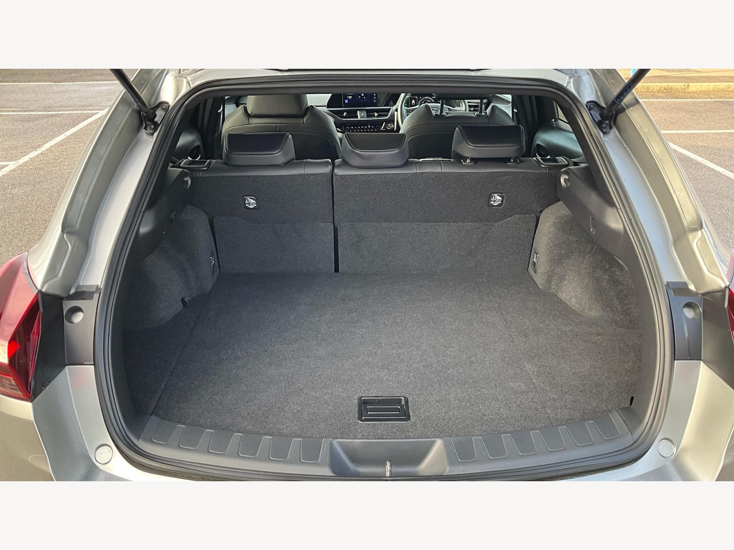 Used Lexus UX 2024 for sale - 77081501: Photo 17