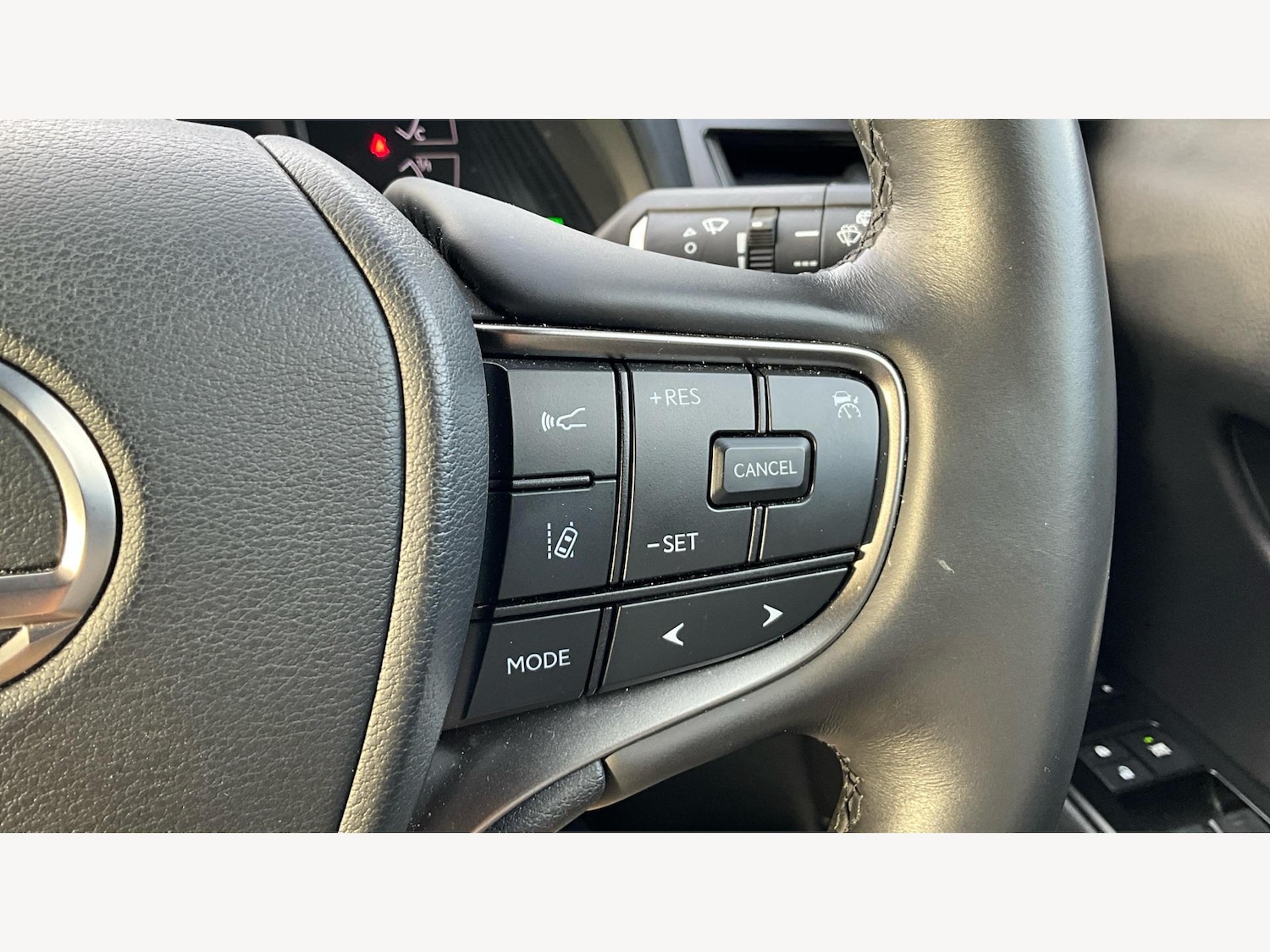 Used Lexus UX 2024 for sale - 77081501: Photo 23