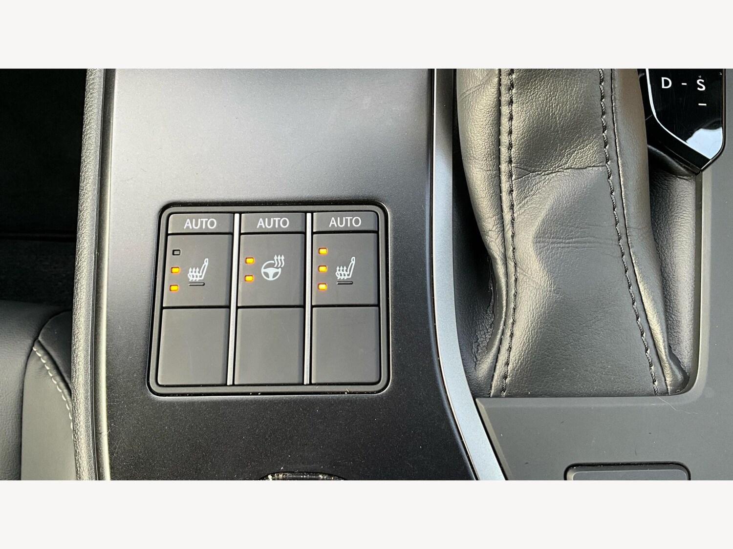Used Lexus UX 2024 for sale - 77081501: Photo 26