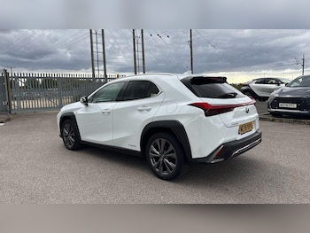 Used Lexus UX 2019 for sale - 75808738: Photo