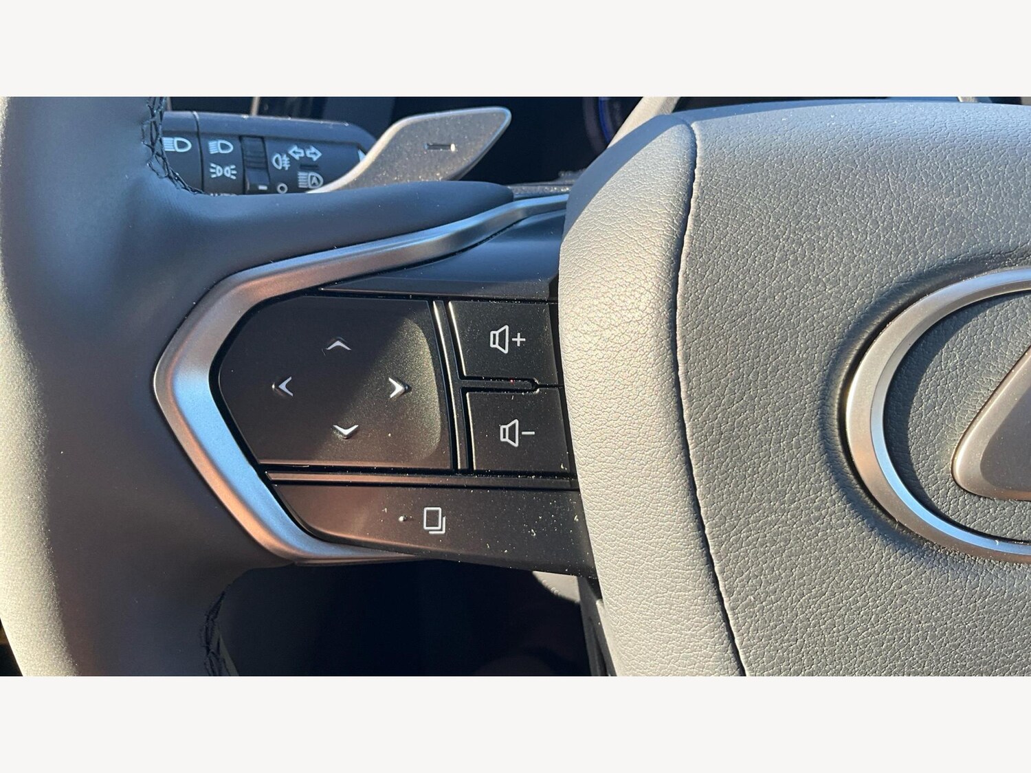 Used Lexus RZ 2024 for sale - 78007691: Photo 24