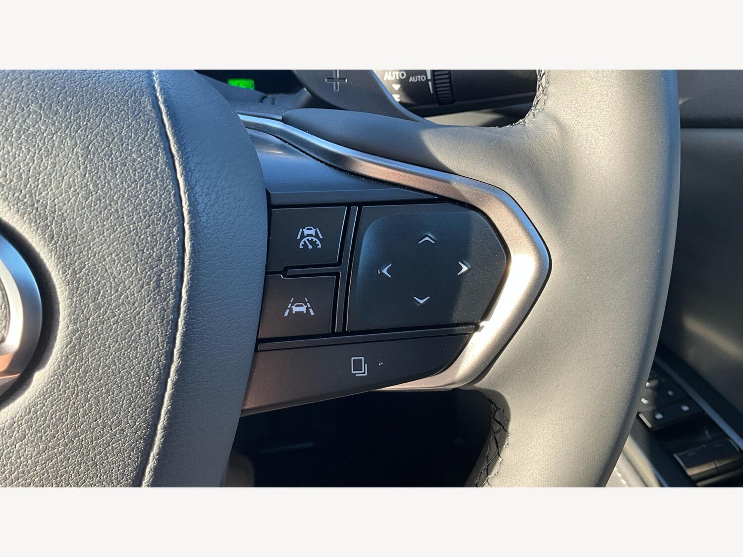 Used Lexus RZ 2024 for sale - 78007691: Photo 25