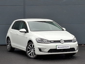 Used Volkswagen Golf 2019 for sale - 78634086: Photo