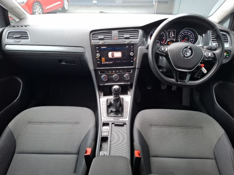 Used Volkswagen Golf 2019 for sale - 77324891: Photo 2