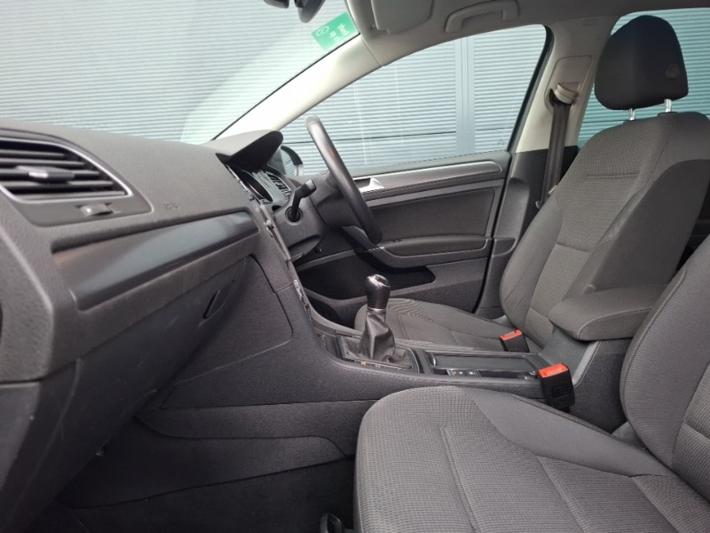 Used Volkswagen Golf 2019 for sale - 77324891: Photo 5