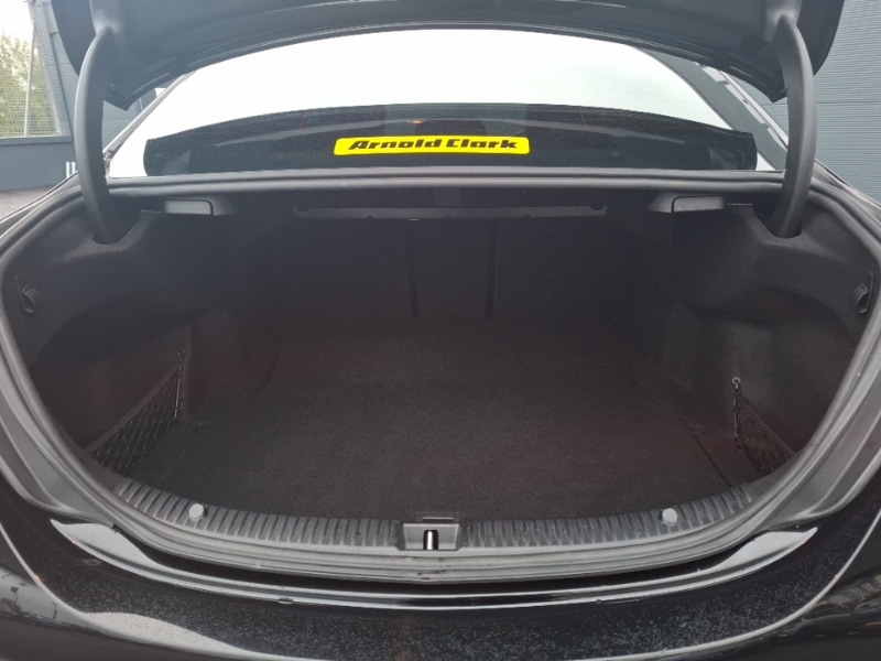 Used Mercedes-Benz C Class 2018 for sale - 76328830: Photo 8