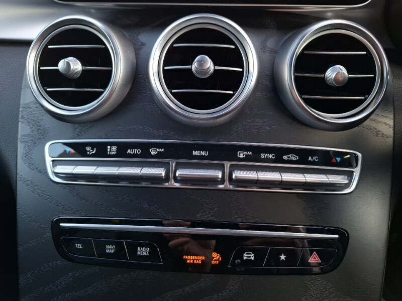 Used Mercedes-Benz GLC 2019 for sale - 77832615: Photo 17