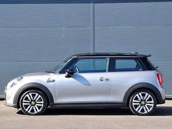 Used MINI Hatch 2022 for sale - 78099110: Photo