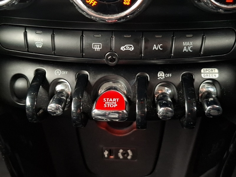 Used MINI Hatch 2018 for sale - 76134905: Photo 16