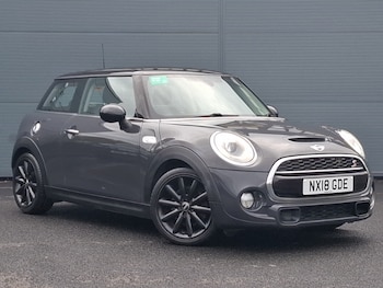 Used MINI Hatch 2018 for sale - 76134905: Photo