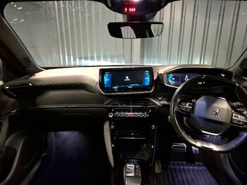 Used Peugeot 2008 2022 for sale - 77939124: Photo