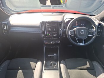 Used Volvo XC40 2024 for sale - 78163897: Photo