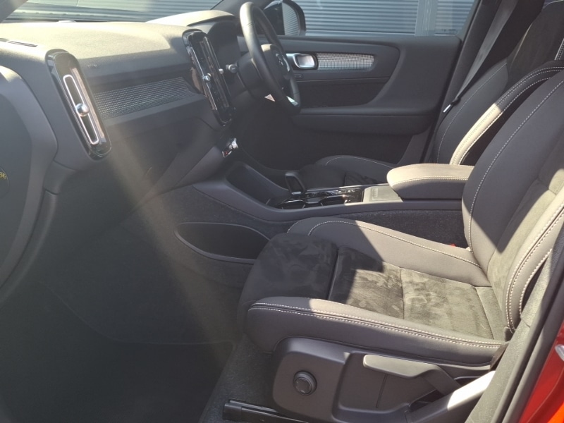 Used Volvo XC40 2024 for sale - 78163897: Photo 5