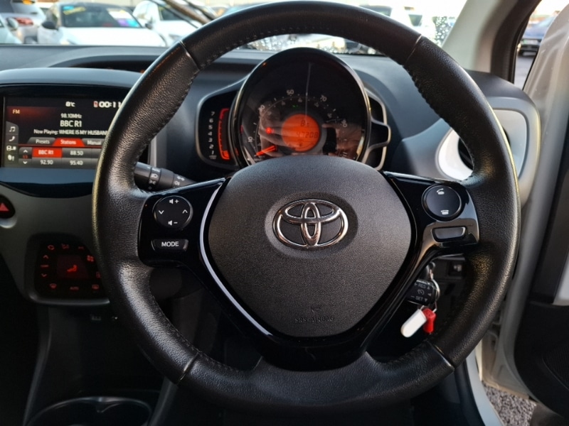 Used Toyota AYGO 2019 for sale - 76736929: Photo 18