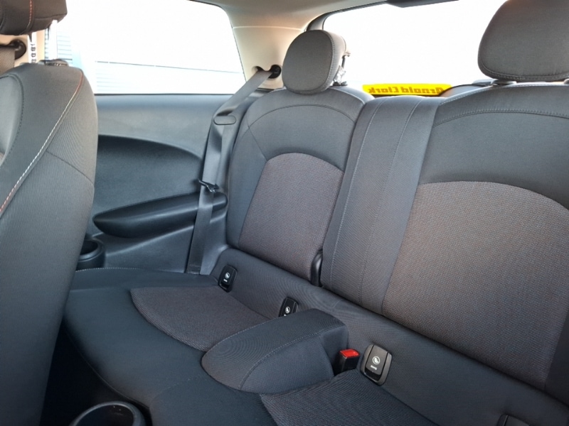 Used MINI Hatch 2019 for sale - 77189876: Photo 6