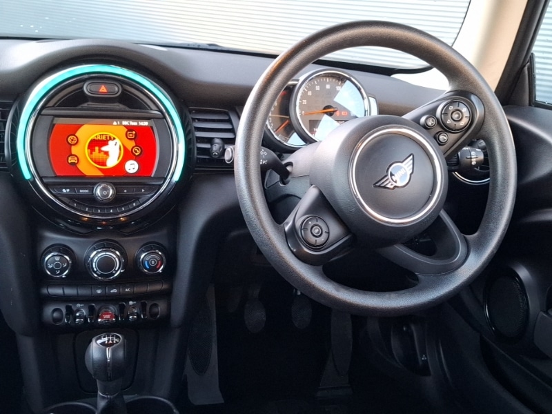 Used MINI Hatch 2019 for sale - 77189876: Photo 7