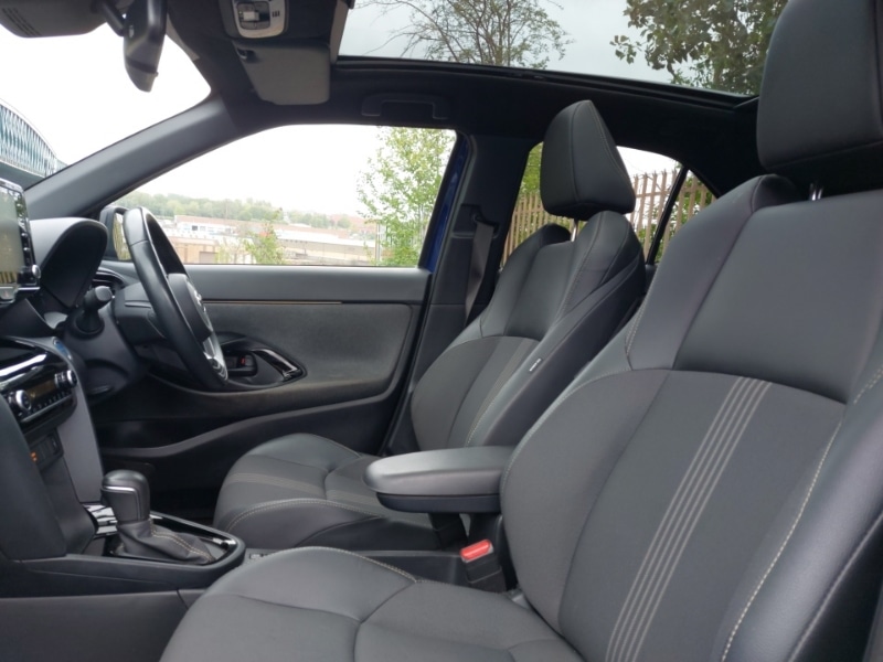 Used Toyota Yaris Cross 2022 for sale - 76130173: Photo 5