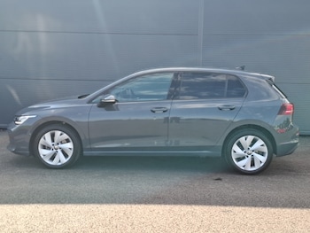 Used Volkswagen Golf 2024 for sale - 79253323: Photo