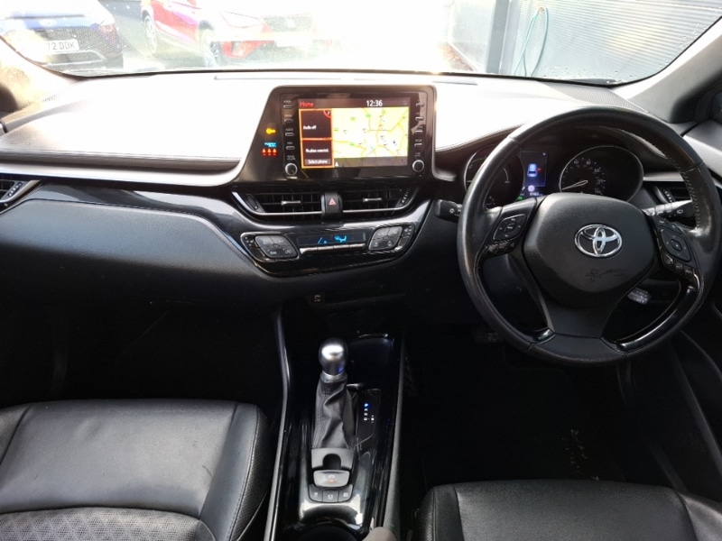 Used Toyota C-HR 2020 for sale - 76771368: Photo 2