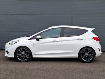 Used Ford Fiesta 2021 for sale - 79153237: Photo