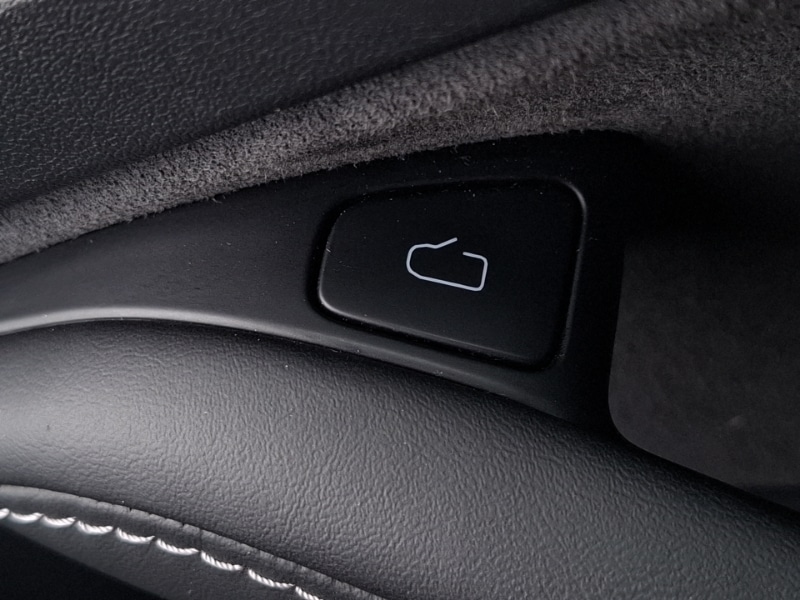 Used Tesla Model 3 2021 for sale - 77874396: Photo 15