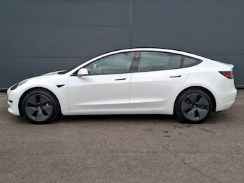 Used Tesla Model 3 2021 for sale - 77874396: Photo