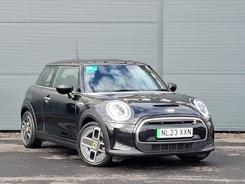 Used MINI Hatch 2023 for sale - 79627332: Photo