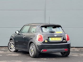 Used MINI Hatch 2023 for sale - 79627332: Photo