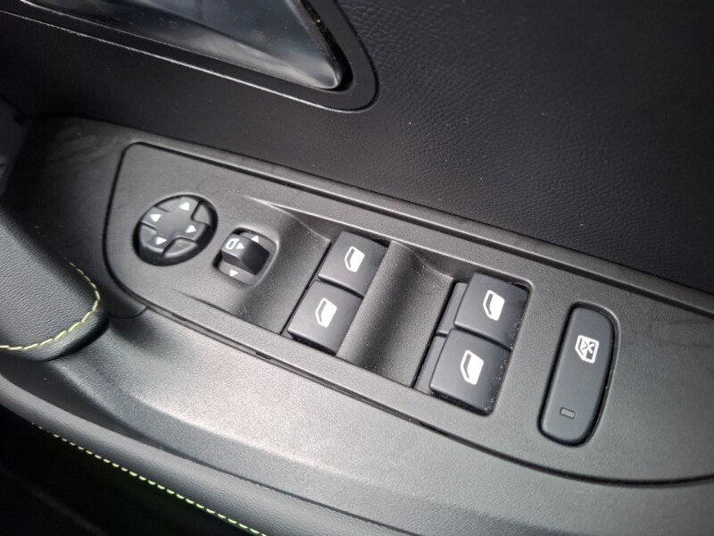 Used Peugeot 2008 2021 for sale - 77987893: Photo 14