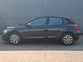 Used Volkswagen Polo 2023 for sale - 79223717: Photo