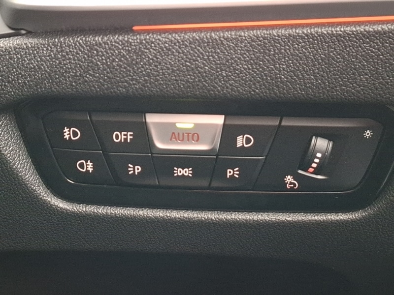 Used BMW 3 Series 2019 for sale - 77611095: Photo 17