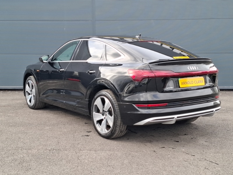 Used Audi e-tron 2022 for sale - 77987881: Photo 3