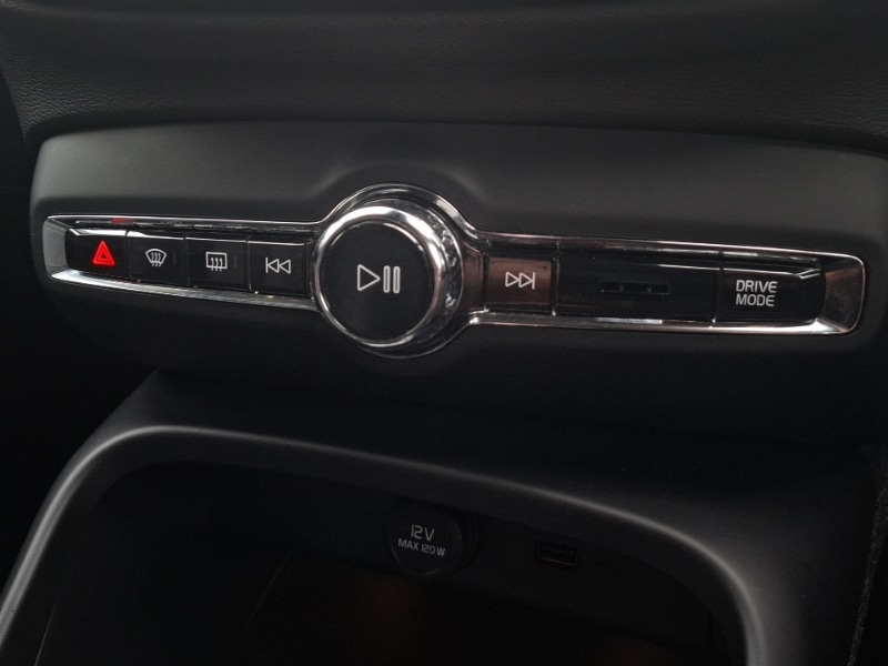 Used Volvo XC40 2018 for sale - 77777173: Photo 16