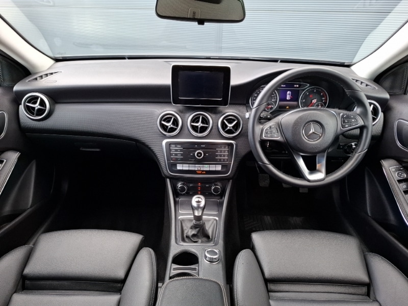 Used Mercedes-Benz A-Class 2018 for sale - 77874349: Photo 2