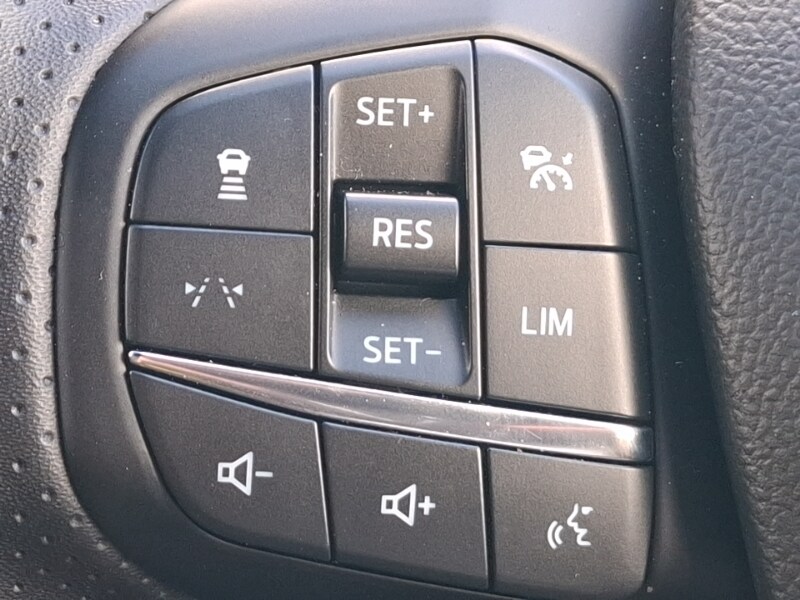 Used Ford Kuga 2025 for sale - 76052774: Photo 12