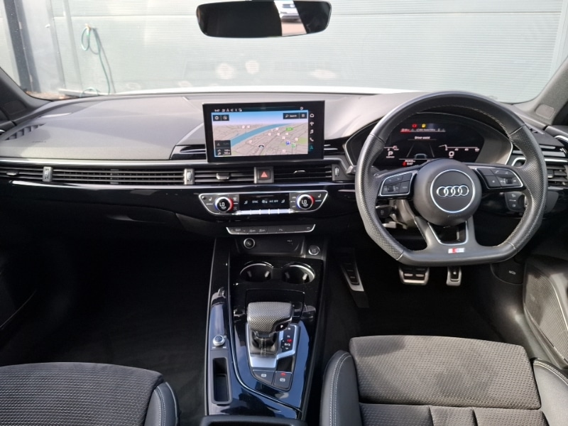 Used Audi A4 2021 for sale - 76427623: Photo 2